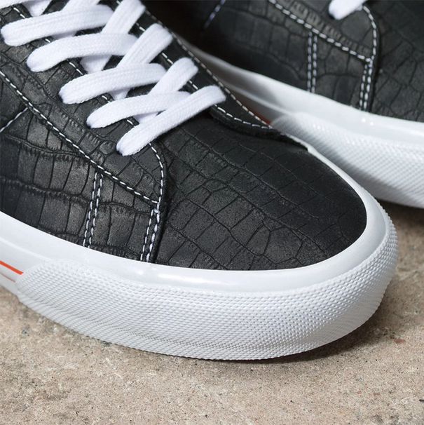 Tênis Vans Skate Sid Sci-Fi Fantasy Black